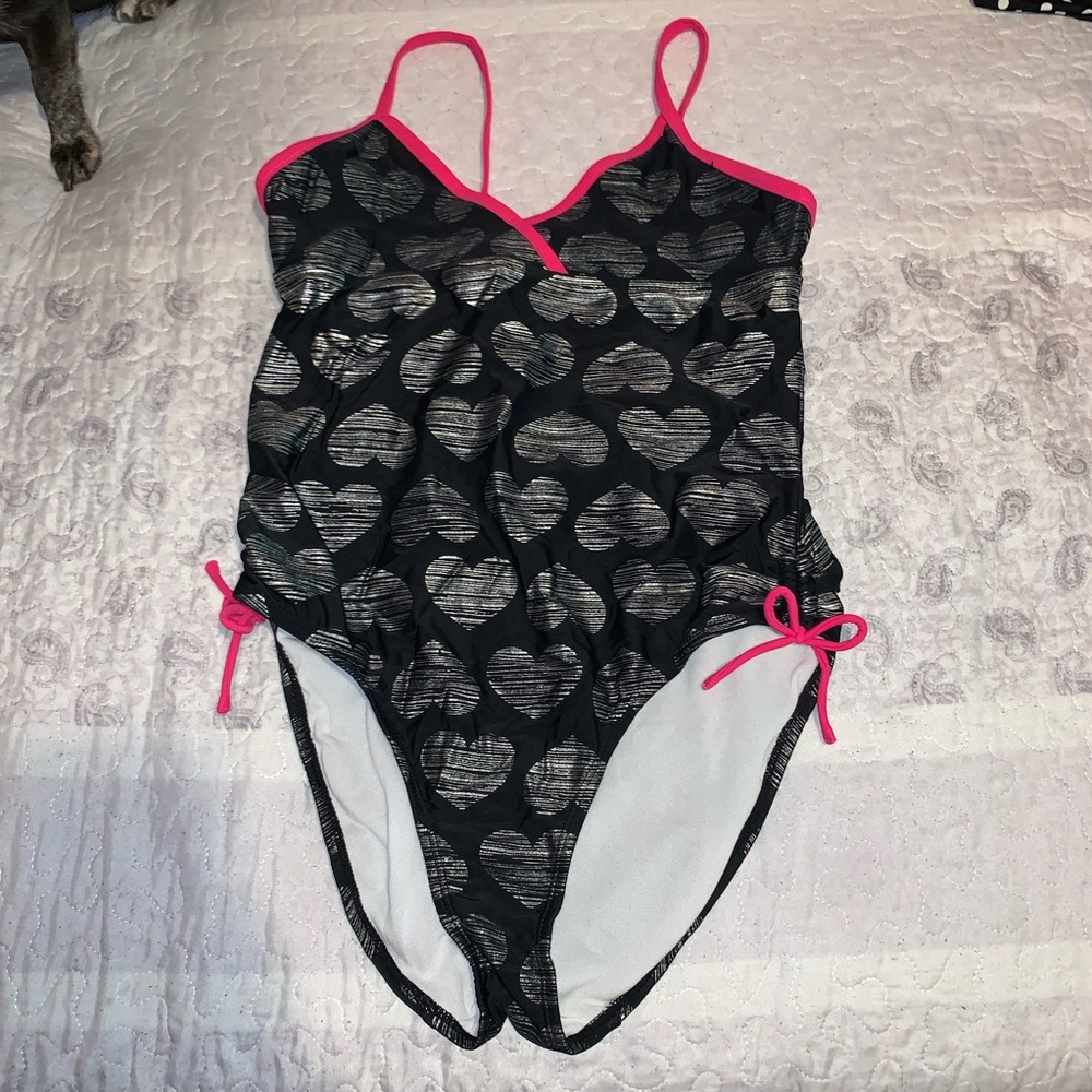 One piece hearted swim suit